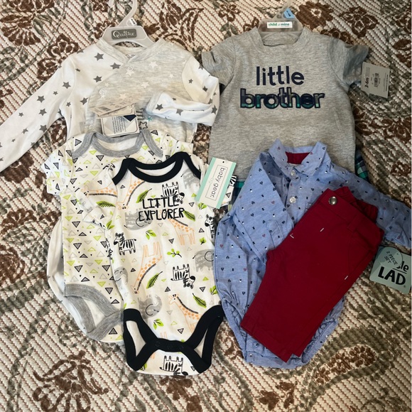 Baby boy clothes bundle 3-9 months - Picture 2 of 8